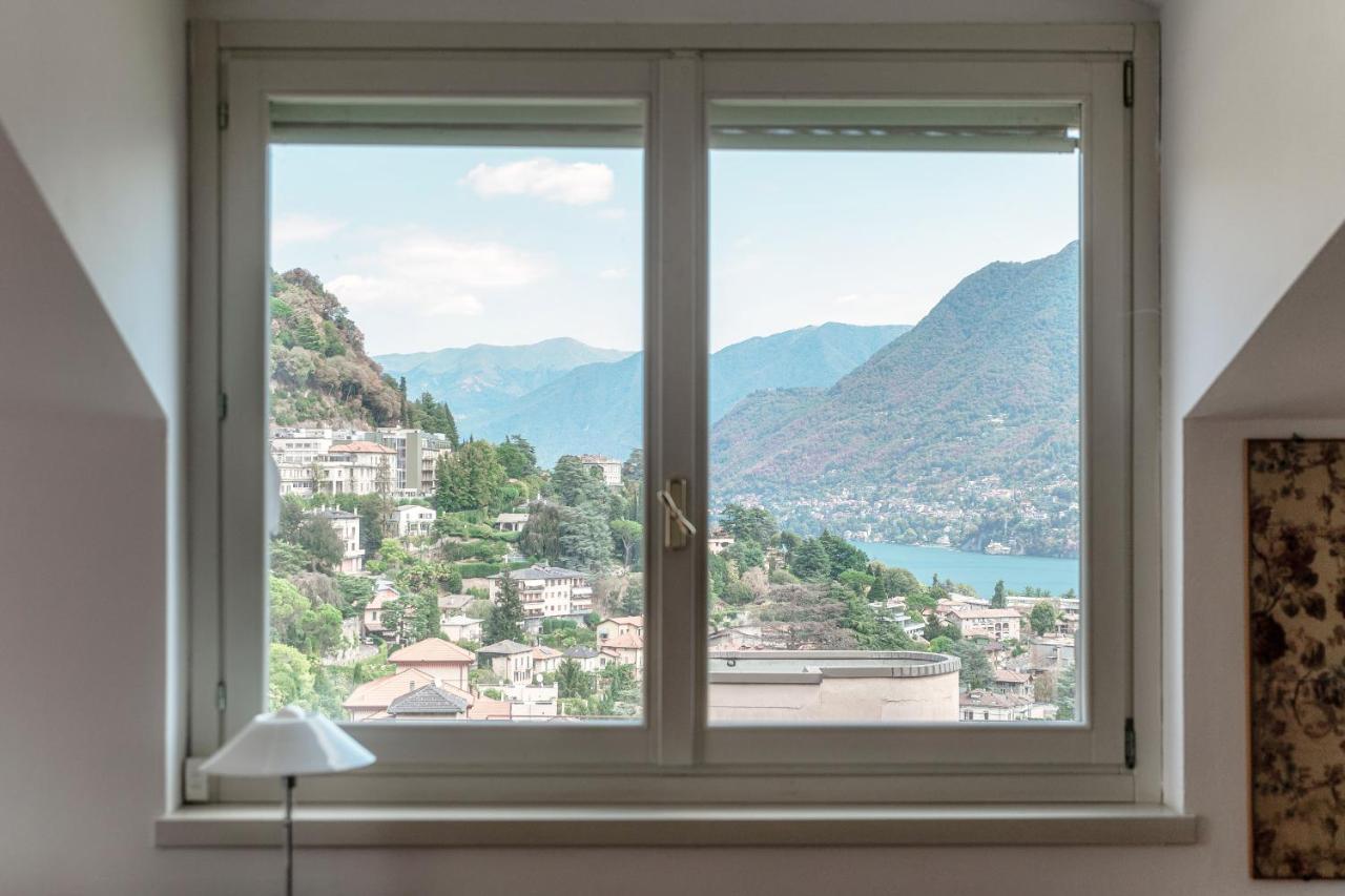 I D'A Charming Penthouse - Lake View- Como- House-130 Mt-2 Double Bedrooms And 2 Double Bathrooms A Spacious Living Room-Full Equipped Kitchen-Private Garden And Terrace-Private Covered Parking المظهر الخارجي الصورة