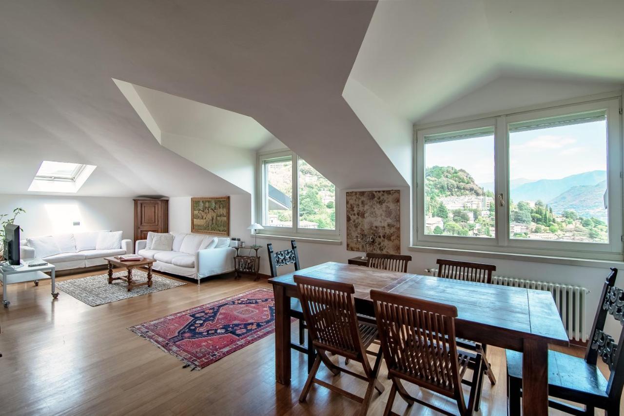 I D'A Charming Penthouse - Lake View- Como- House-130 Mt-2 Double Bedrooms And 2 Double Bathrooms A Spacious Living Room-Full Equipped Kitchen-Private Garden And Terrace-Private Covered Parking المظهر الخارجي الصورة