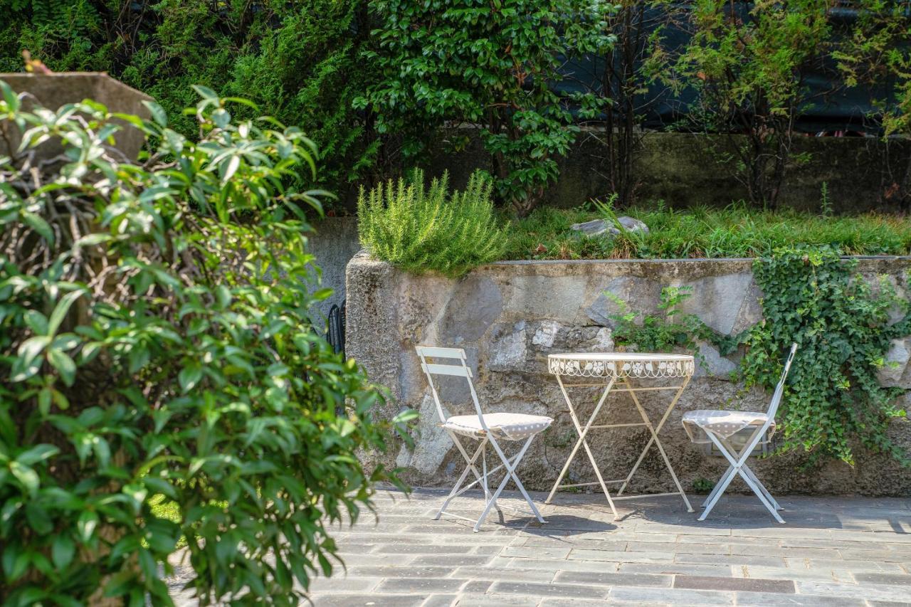I D'A Charming Penthouse - Lake View- Como- House-130 Mt-2 Double Bedrooms And 2 Double Bathrooms A Spacious Living Room-Full Equipped Kitchen-Private Garden And Terrace-Private Covered Parking المظهر الخارجي الصورة