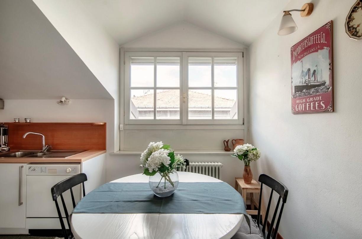 I D'A Charming Penthouse - Lake View- Como- House-130 Mt-2 Double Bedrooms And 2 Double Bathrooms A Spacious Living Room-Full Equipped Kitchen-Private Garden And Terrace-Private Covered Parking المظهر الخارجي الصورة