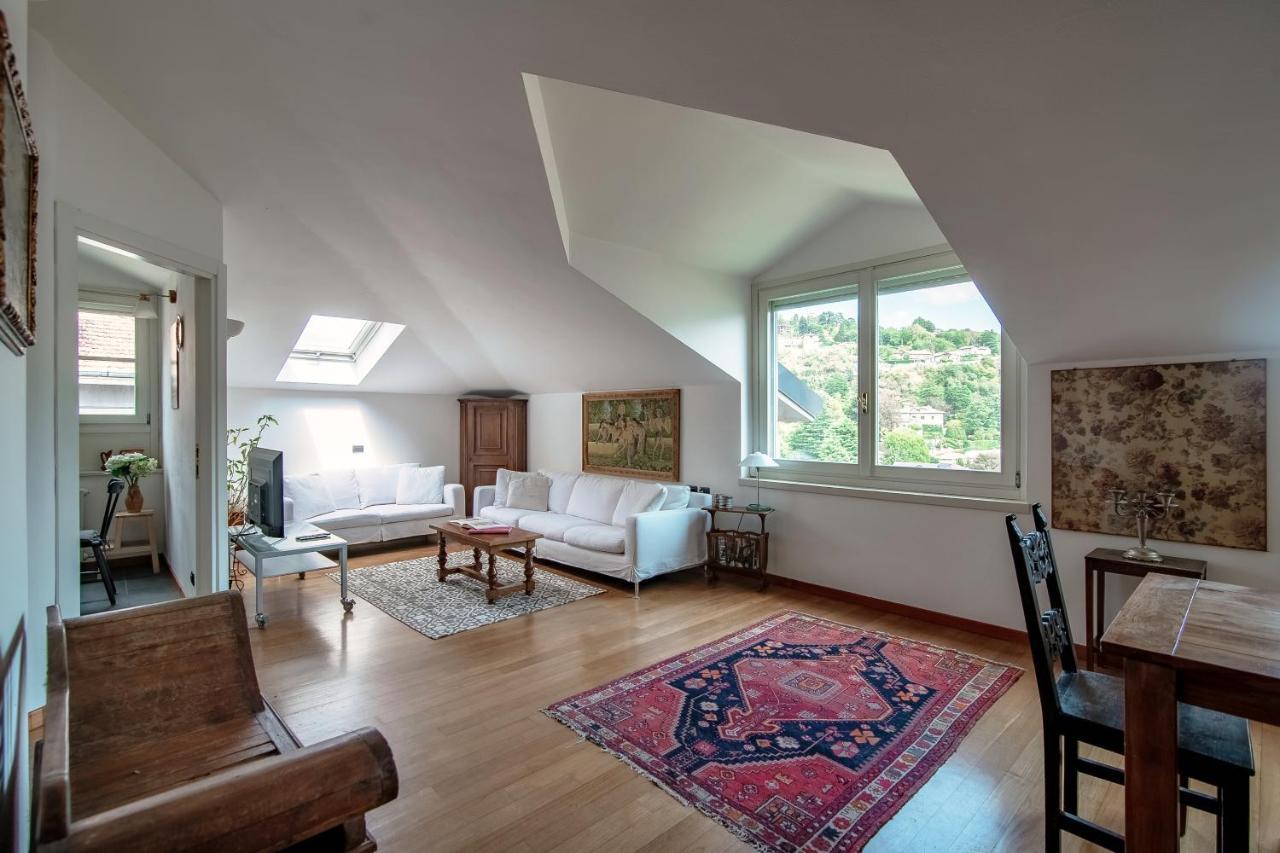 I D'A Charming Penthouse - Lake View- Como- House-130 Mt-2 Double Bedrooms And 2 Double Bathrooms A Spacious Living Room-Full Equipped Kitchen-Private Garden And Terrace-Private Covered Parking المظهر الخارجي الصورة